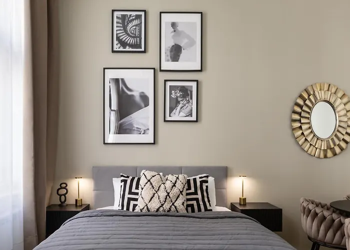 Turnkey I Republic Square Apartments