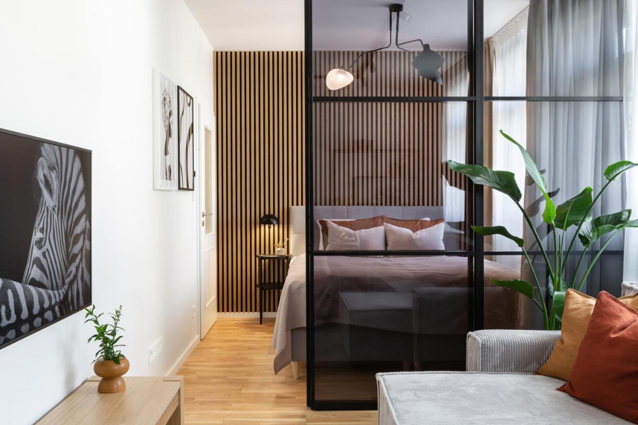 Apartment Turnkey I Republic Square Prague