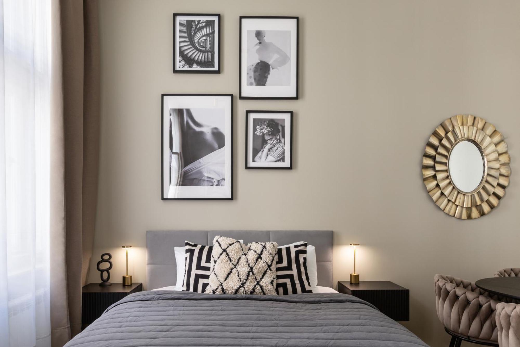 Apartment Turnkey I Republic Square Prague