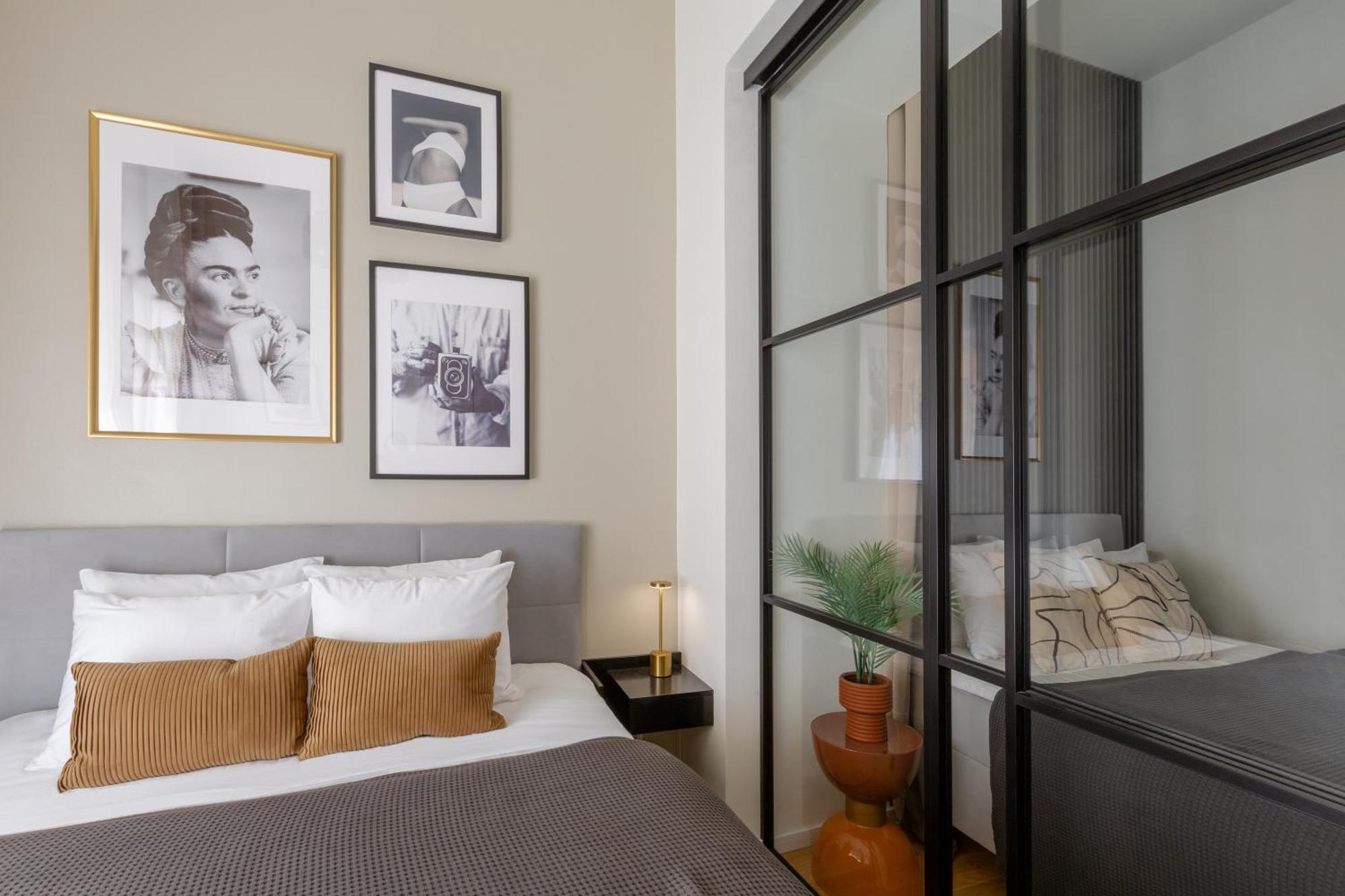 Apartment Turnkey I Republic Square Prague